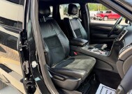 2017 Jeep Grand Cherokee in Knoxville, TN 37920 - 18152672 16