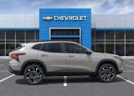 2026 Chevrolet Trax in Burlington, WI 53105 - 18152674 5