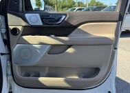 2022 Lincoln Navigator L in Winchester, VA 22602 - 18152682 8