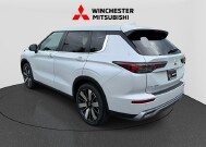2026 Mitsubishi Outlander in Winchester, VA 22602 - 18152693 4