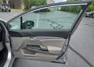 2015 Honda Civic in Marysville, OH 43040 - 18152708 29