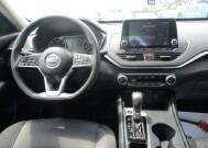 2020 Nissan Altima in Oak Grove, MO 64075 - 18152727 8