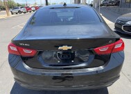 2018 Chevrolet Malibu in Phoenix, AZ 85022 - 18152758 5