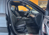 2025 Ford Explorer in Burlington, WI 53105 - 18152771 19