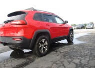 2017 Jeep Cherokee in Oak Grove, MO 64075 - 18152775 5