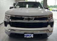 2023 Chevrolet Silverado 1500 in Burlington, WI 53105 - 18152857 8
