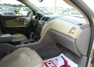 2010 Chevrolet Traverse in Oak Grove, MO 64075 - 18152859 10