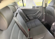 2017 Volkswagen Jetta in Hollywood, FL 33023-1906 - 18152995 5