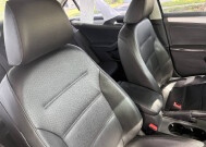 2017 Volkswagen Jetta in Hollywood, FL 33023-1906 - 18152995 16
