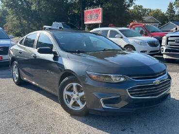2017 Chevrolet Malibu in Flowery Branch, GA 30542