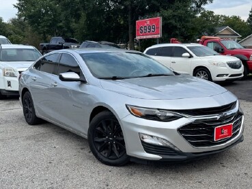 2019 Chevrolet Malibu in Flowery Branch, GA 30542