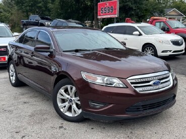 2012 Ford Taurus in Flowery Branch, GA 30542