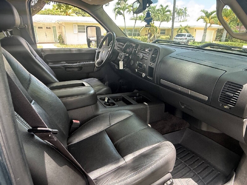 2013 Chevrolet Silverado 1500 in Hollywood, FL 33023-1906 - 18153013