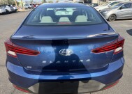 2019 Hyundai Elantra in Phoenix, AZ 85022 - 18153041 5