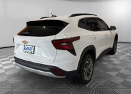 2026 Chevrolet Trax in Burlington, WI 53105 - 18153043 5