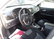 2016 Jeep Cherokee in Oak Grove, MO 64075 - 18153054 9