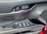 2018 Toyota Camry in Miramar, FL 33023 - 18153066 9