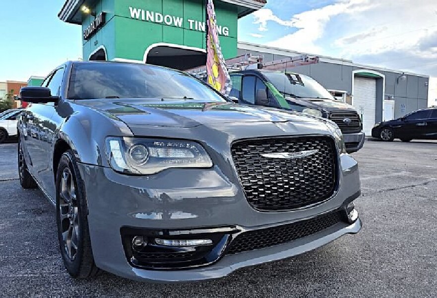 2018 Chrysler 300 in Miramar, FL 33023 - 18153070