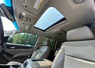 2016 GMC Yukon XL in Marysville, OH 43040 - 18153101 21