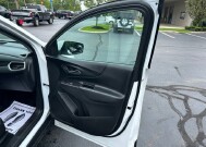 2018 Chevrolet Equinox in Marysville, OH 43040 - 18153133 38