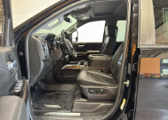 2019 Chevrolet Silverado 1500 in Burlington, WI 53105 - 18153149 16
