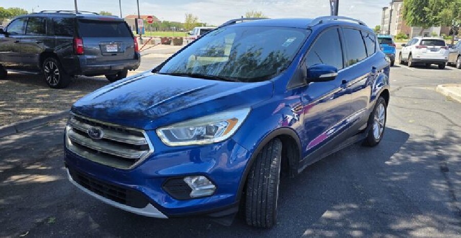 2017 Ford Escape in Mesa, AZ 85212 - 18153202