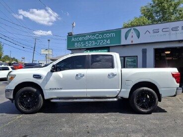 2017 Nissan Titan in Knoxville, TN 37912