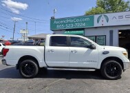 2017 Nissan Titan in Knoxville, TN 37912 - 18153237 6