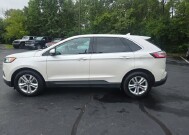 2019 Ford Edge in Marysville, OH 43040 - 18153271 4