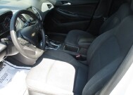 2019 Chevrolet Cruze in Oak Grove, MO 64075 - 18153280 9