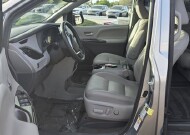 2018 Toyota Sienna in Mesa, AZ 85212 - 18153285 15
