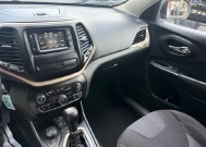 2015 Jeep Cherokee in Pottsville, PA 17901 - 18153294 12