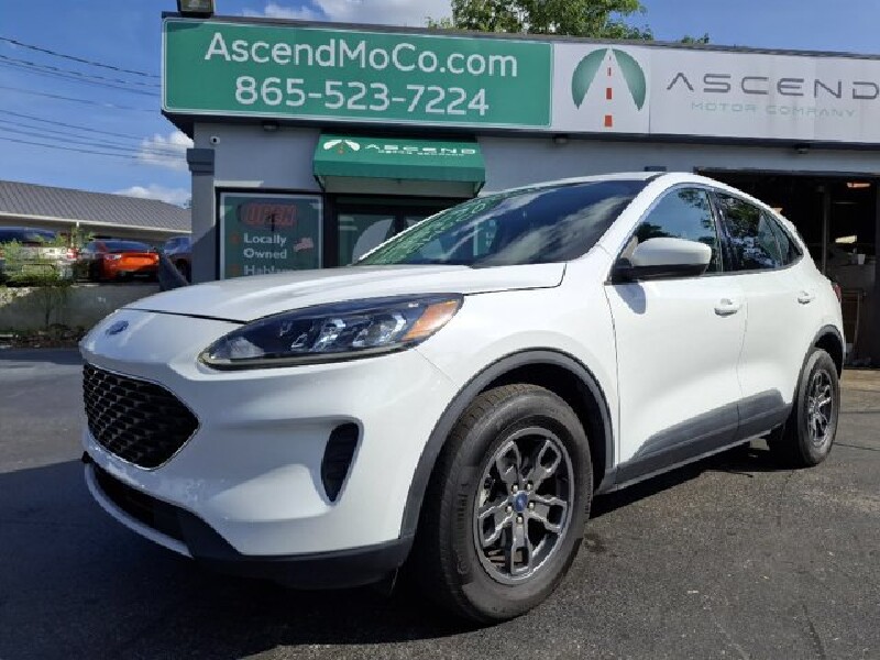 2020 Ford Escape in Knoxville, TN 37912 - 18153296