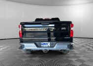 2019 Chevrolet Silverado 1500 in Burlington, WI 53105 - 18153299 5