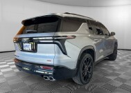 2025 Chevrolet Traverse in Burlington, WI 53105 - 18153340 5