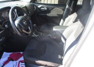 2015 Jeep Cherokee in Oak Grove, MO 64075 - 18153368 9