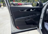 2019 Kia Sorento in Knoxville, TN 37920 - 18153370 9