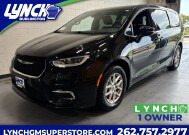 2025 Chrysler Pacifica in Burlington, WI 53105 - 18153406 42