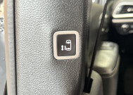 2025 Chrysler Pacifica in Burlington, WI 53105 - 18153406 15