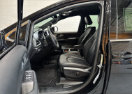 2025 Chrysler Pacifica in Burlington, WI 53105 - 18153406 16
