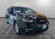 2025 Chrysler Pacifica in Burlington, WI 53105 - 18153406 7