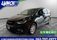 2025 Chrysler Pacifica in Burlington, WI 53105 - 18153406 1