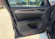 2019 Volkswagen Atlas in Knoxville, TN 37920 - 18153420 9