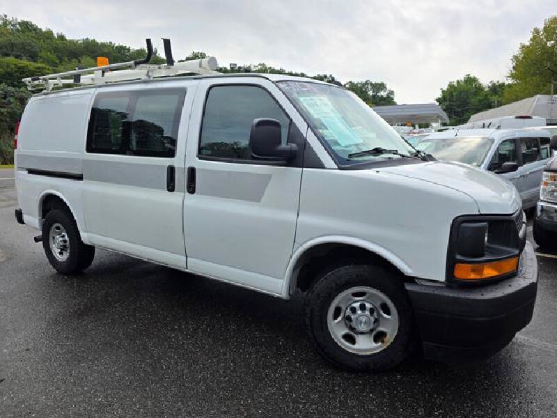2017 Chevrolet Express 2500 in Blauvelt, NY 10913 - 18153424