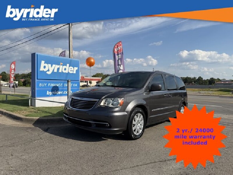 2016 Chrysler Town & Country in Conway, AR 72032 - 18153448