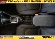 2020 Jeep Renegade in Wichita, KS 67216 - 18153452 23