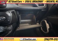2020 Jeep Renegade in Wichita, KS 67216 - 18153452 24