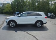 2017 Kia Sorento in Marysville, OH 43040 - 18153455 4