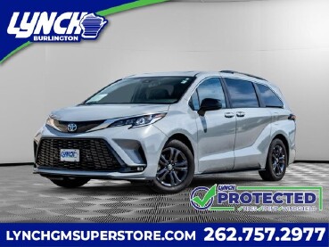2024 Toyota Sienna in Burlington, WI 53105