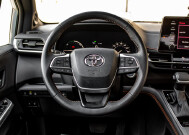 2024 Toyota Sienna in Burlington, WI 53105 - 18153464 31